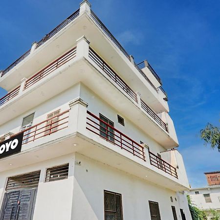 Oyo Flagship Shine Hotel Chinhat Extérieur photo
