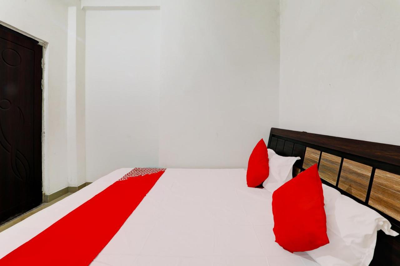 Oyo Flagship Shine Hotel Chinhat Extérieur photo