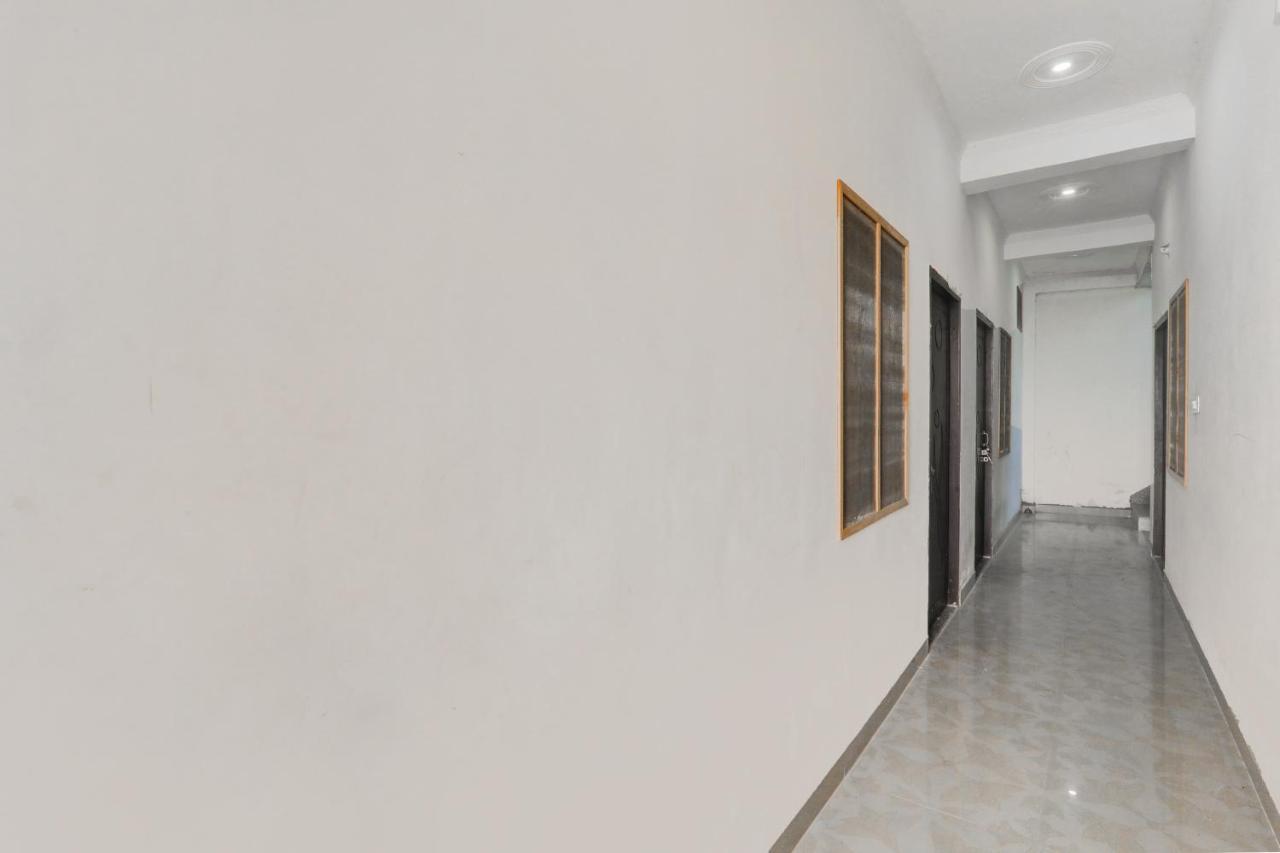 Oyo Flagship Shine Hotel Chinhat Extérieur photo