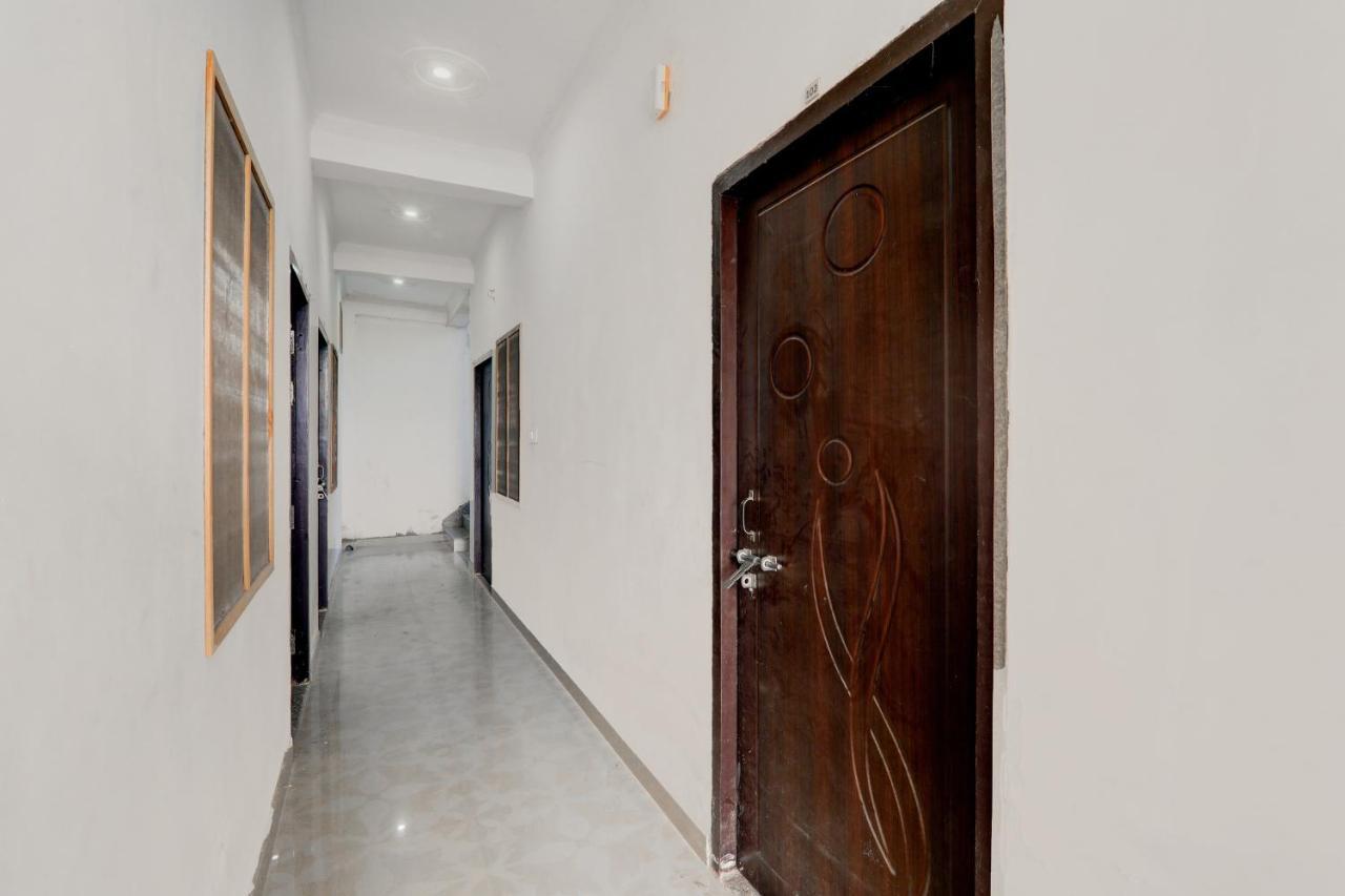 Oyo Flagship Shine Hotel Chinhat Extérieur photo