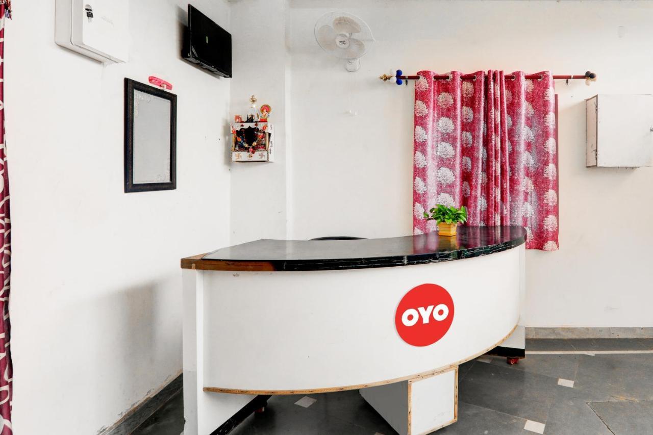 Oyo Flagship Shine Hotel Chinhat Extérieur photo