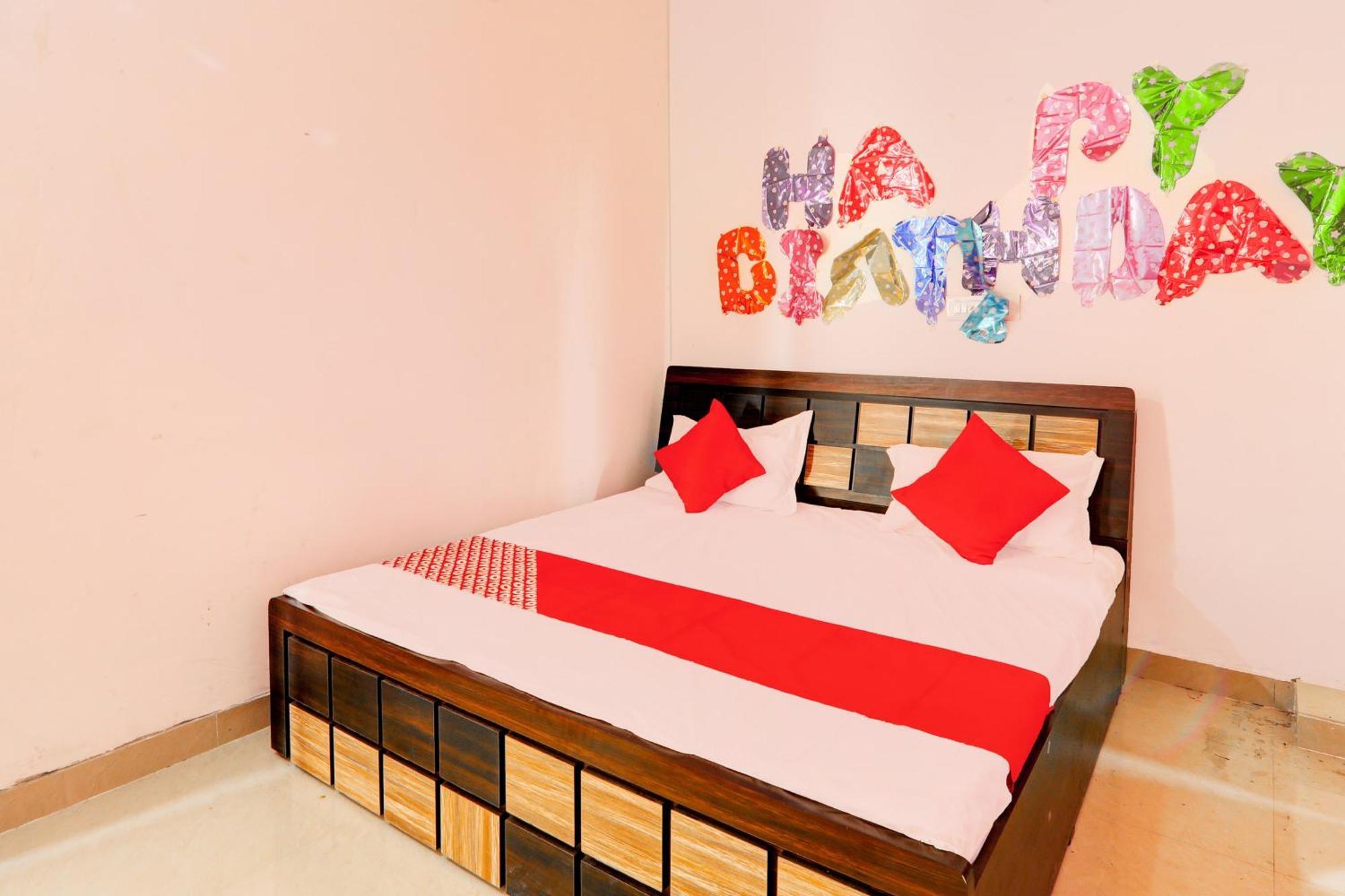 Oyo Flagship Shine Hotel Chinhat Extérieur photo